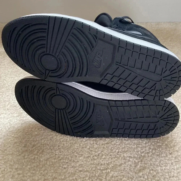 EUC Jordan 3 Retro - Picture 8 of 9